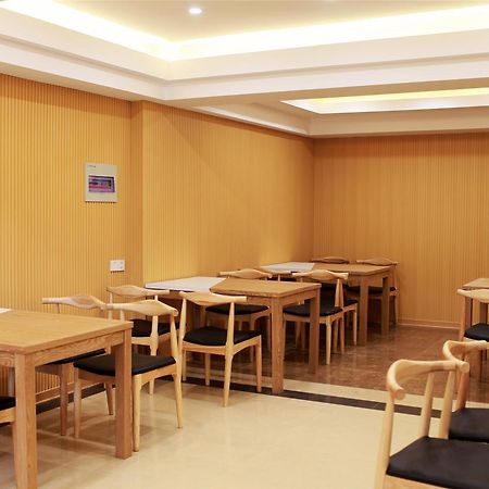 Greentree Inn Shandong Jinan Gaoxin District South Gongye Road Middle Aoti Road Express Hotel מראה חיצוני תמונה