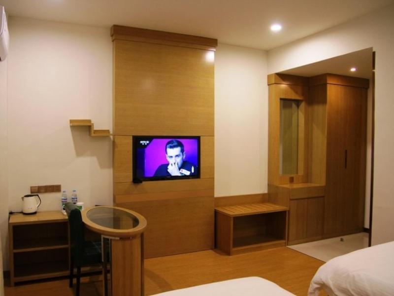 Greentree Inn Shandong Jinan Gaoxin District South Gongye Road Middle Aoti Road Express Hotel מראה חיצוני תמונה