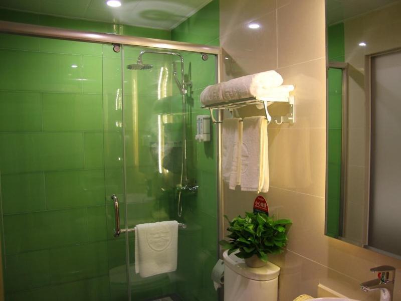 Greentree Inn Shandong Jinan Gaoxin District South Gongye Road Middle Aoti Road Express Hotel מראה חיצוני תמונה