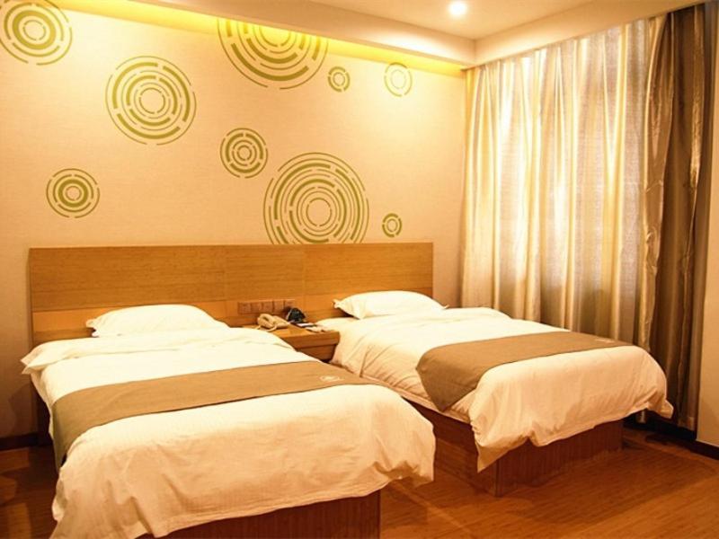 Greentree Inn Shandong Jinan Gaoxin District South Gongye Road Middle Aoti Road Express Hotel מראה חיצוני תמונה