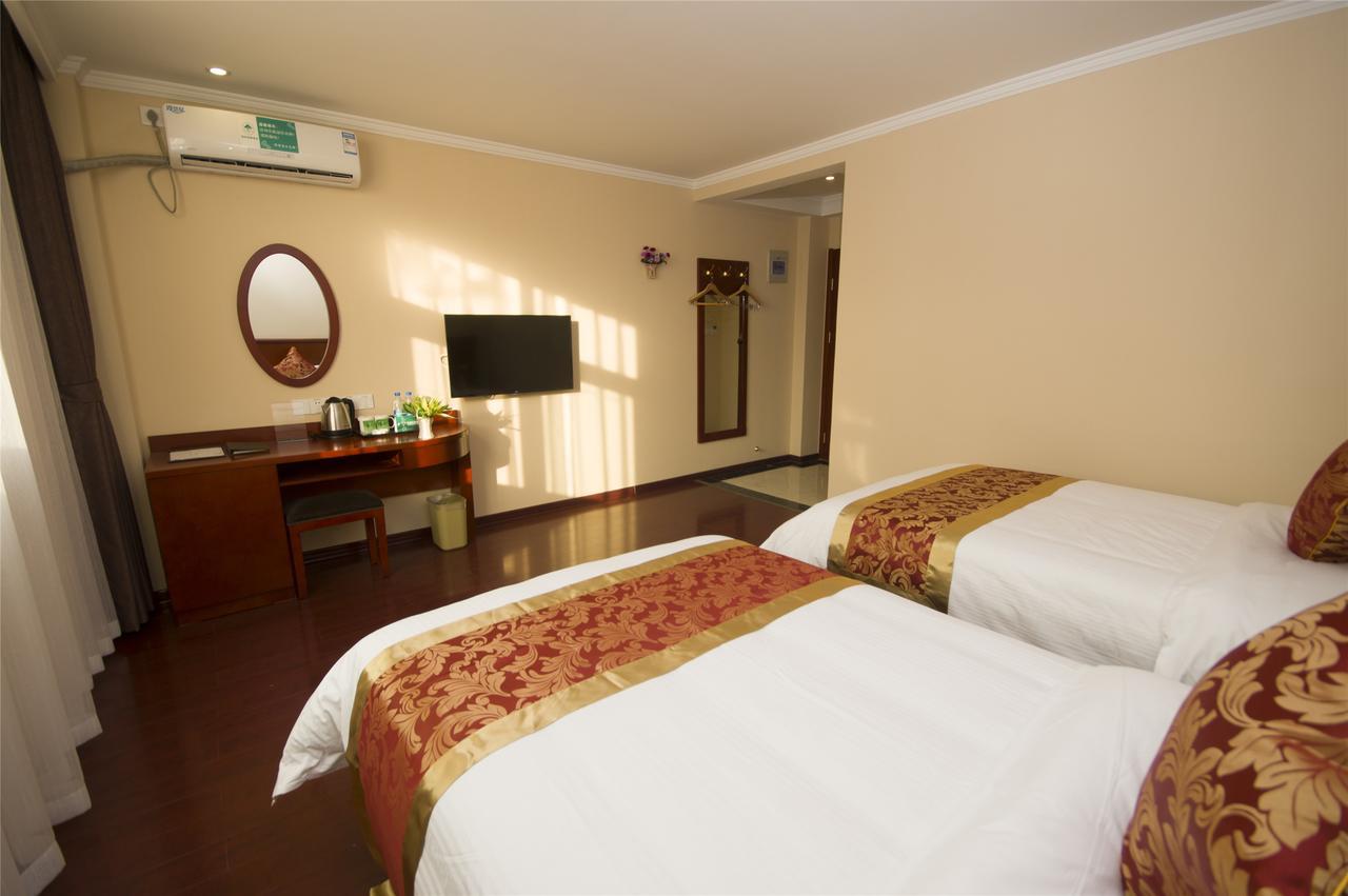 Greentree Inn Shandong Jinan Gaoxin District South Gongye Road Middle Aoti Road Express Hotel מראה חיצוני תמונה