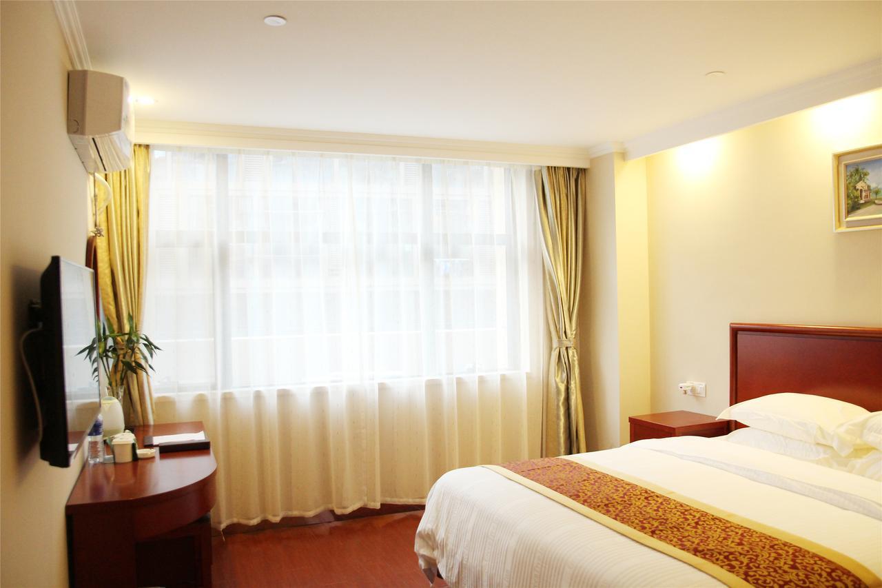 Greentree Inn Shandong Jinan Gaoxin District South Gongye Road Middle Aoti Road Express Hotel מראה חיצוני תמונה