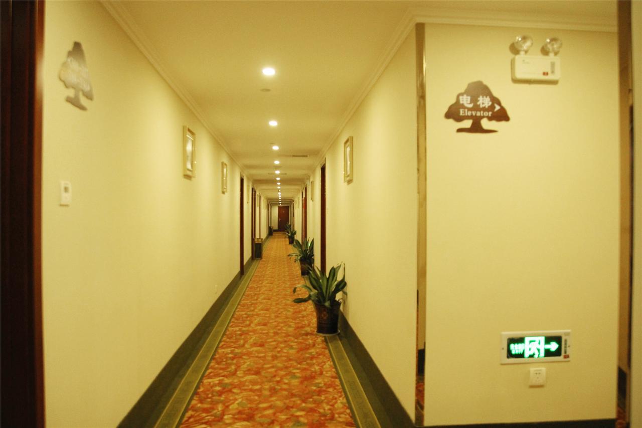 Greentree Inn Shandong Jinan Gaoxin District South Gongye Road Middle Aoti Road Express Hotel מראה חיצוני תמונה